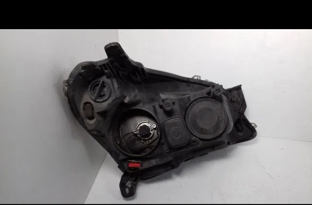 Phare gauche Opel ASTRA H GTC (A04) 1.7 cdti (l08) (2005-2010) 3 portes occasion