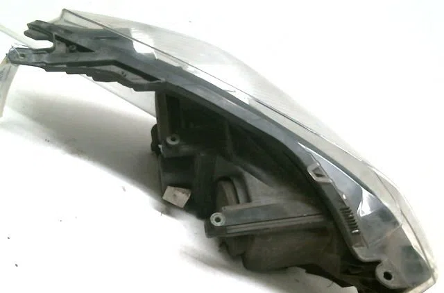 Phare gauche Opel ASTRA J GTC 1.7 cdti (08) (2011-2015) occasion