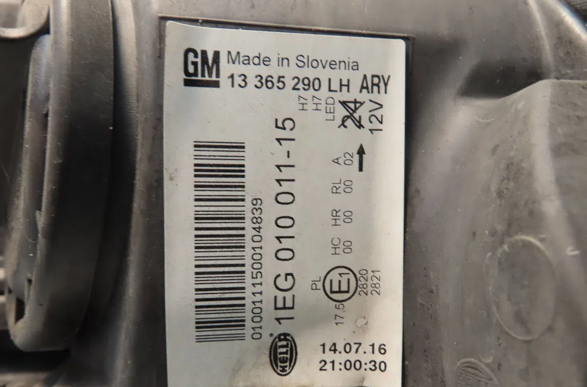 Phare gauche Opel ASTRA J (P10) 1.7 cdti (68) (2009-2015) occasion