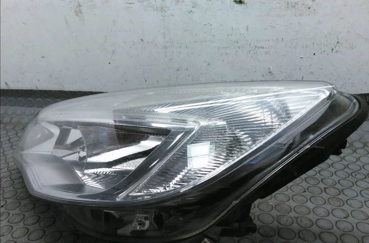Phare gauche Opel ASTRA J Sports Tourer (P10) 1.7 cdti (35) (2010-2015) occasion