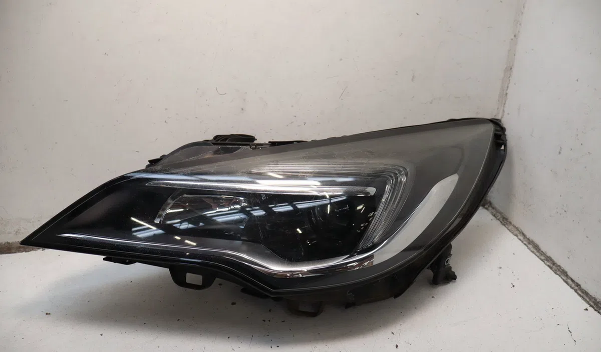 Phare gauche Opel ASTRA K (B16) 1.0 turbo (68) (2015) occasion