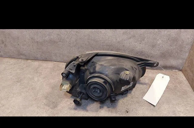 Phare gauche Opel CORSA B (S93) 1.2 i (f08, f68, m68) (1993-2000) occasion