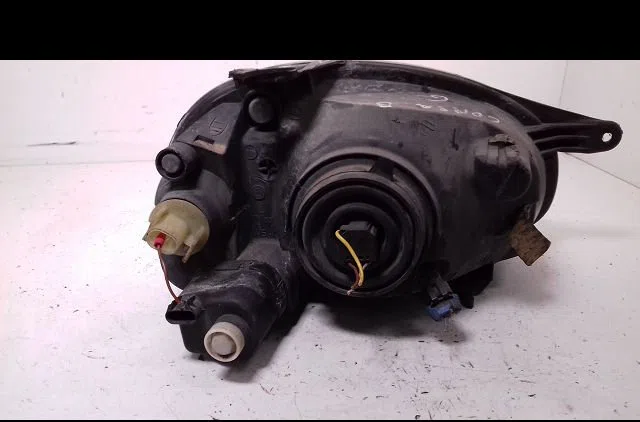 Phare gauche Opel CORSA B (S93) 1.5 d (f08, f68, m68) (1993-2000) occasion