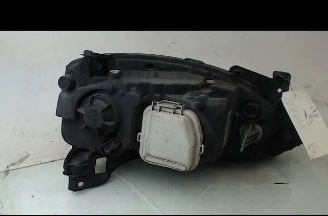 Phare gauche Opel CORSA C (X01) 1.0 (f08, f68) (2000-2003) occasion