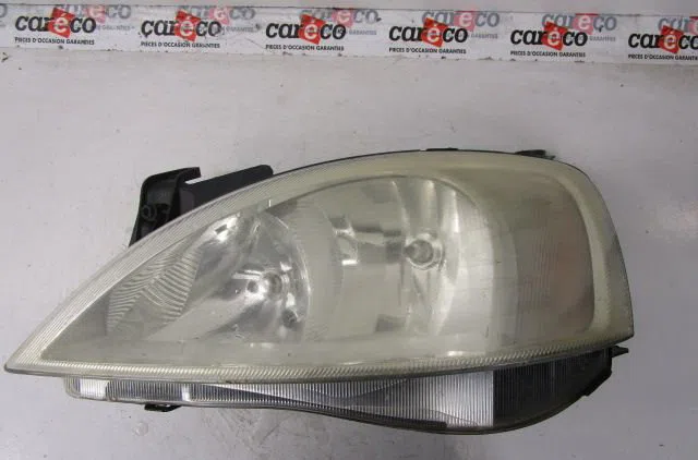 Phare gauche Opel CORSA C (X01) 1.4 (f08, f68) (2000-2009) occasion