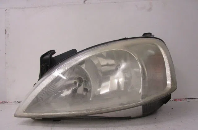 Phare gauche Opel CORSA C (X01) 1.4 (f08, f68) (2000-2009) occasion