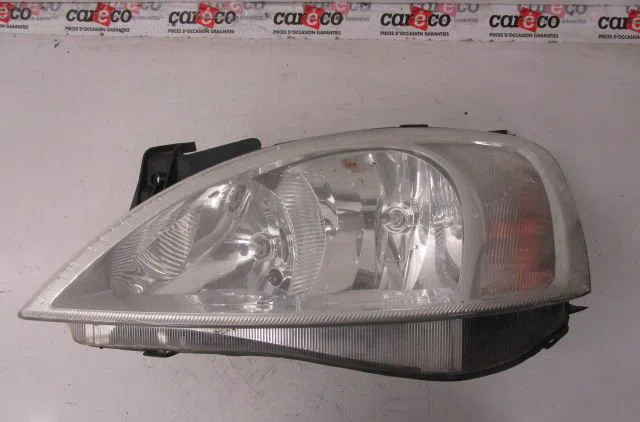 Phare gauche Opel CORSA C (X01) 1.7 dti (f08, f68) (2000-2009) 5 portes occasion