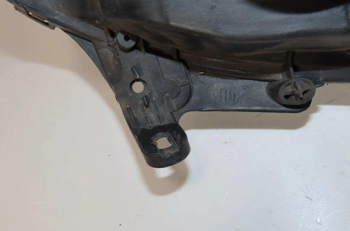 Phare gauche Opel CORSA C (X01) 1.7 dti (f08, f68) (2000-2009) 5 portes occasion
