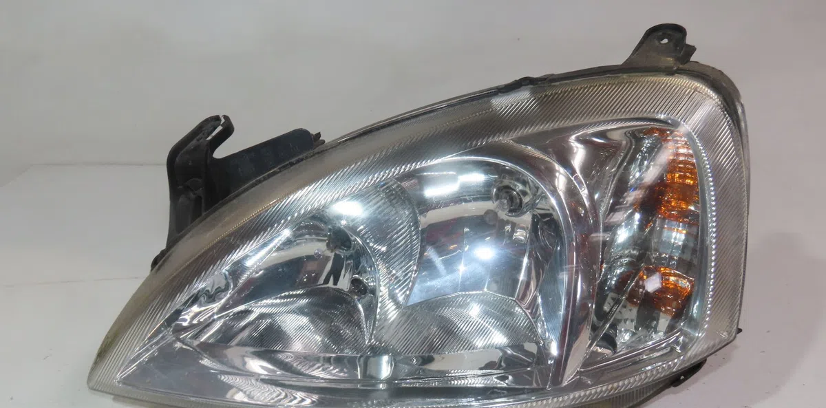 Phare gauche Opel CORSA D (S07) 1.2 (l08, l68) (2006-2014) 5 portes occasion