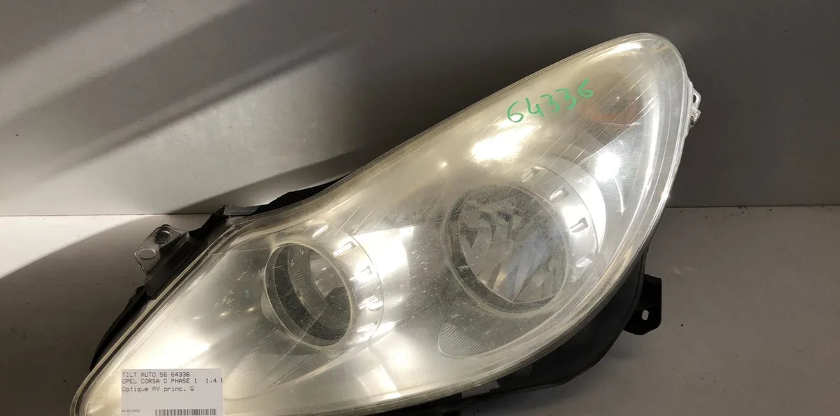 Phare gauche Opel CORSA D (S07) 1.4 (l08, l68) (2006-2014) occasion