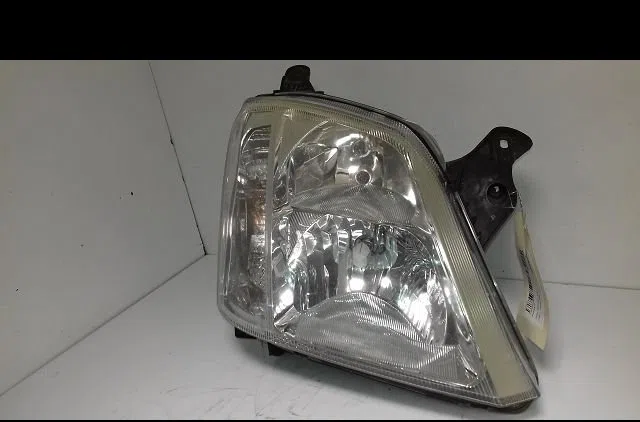 Phare gauche Opel MERIVA A Monospace (X03) 1.6 (e75) (2003-2010) occasion