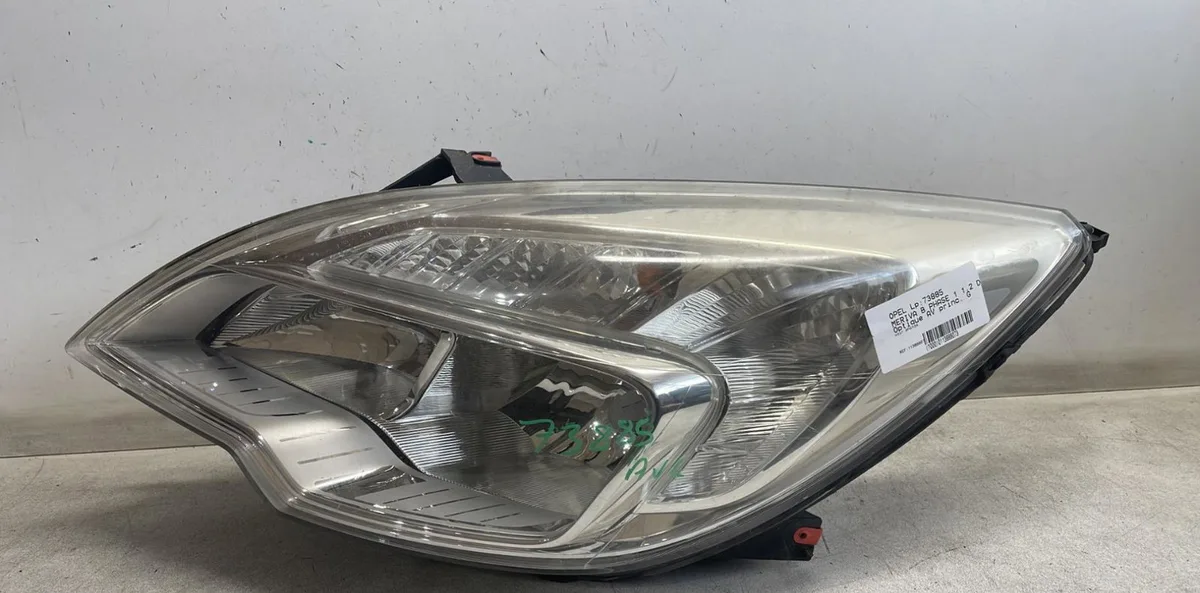 Phare gauche Opel MERIVA B Monospace (S10) 1.3 cdti (75) (2010-2013) occasion
