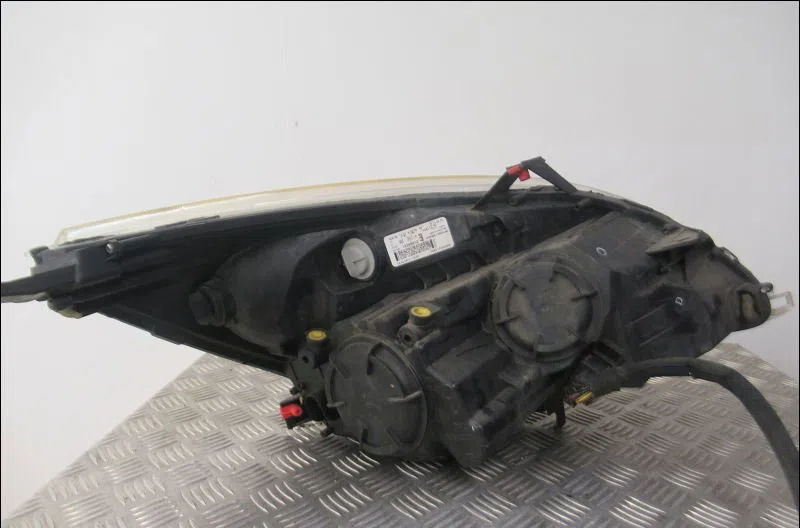 Phare gauche Opel MERIVA B Monospace (S10) 1.7 cdti (75) (2010-2017) occasion