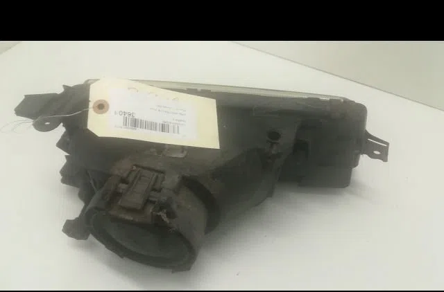 Phare gauche Opel VECTRA A 3-5 portes (J89) 1.6 i (f68, m68) (1993-1995) occasion