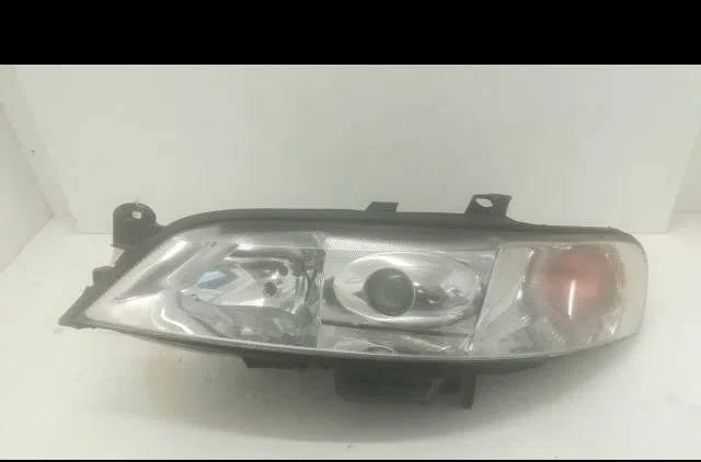 Phare gauche Opel VECTRA B 3-5 portes (J96) 2.0 dti 16v (f68) (1997-2003) occasion