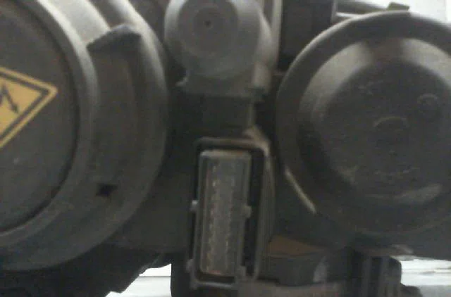 Phare gauche Opel VECTRA B 3-5 portes (J96) 2.0 i 16v (f68) (1995-2000) occasion
