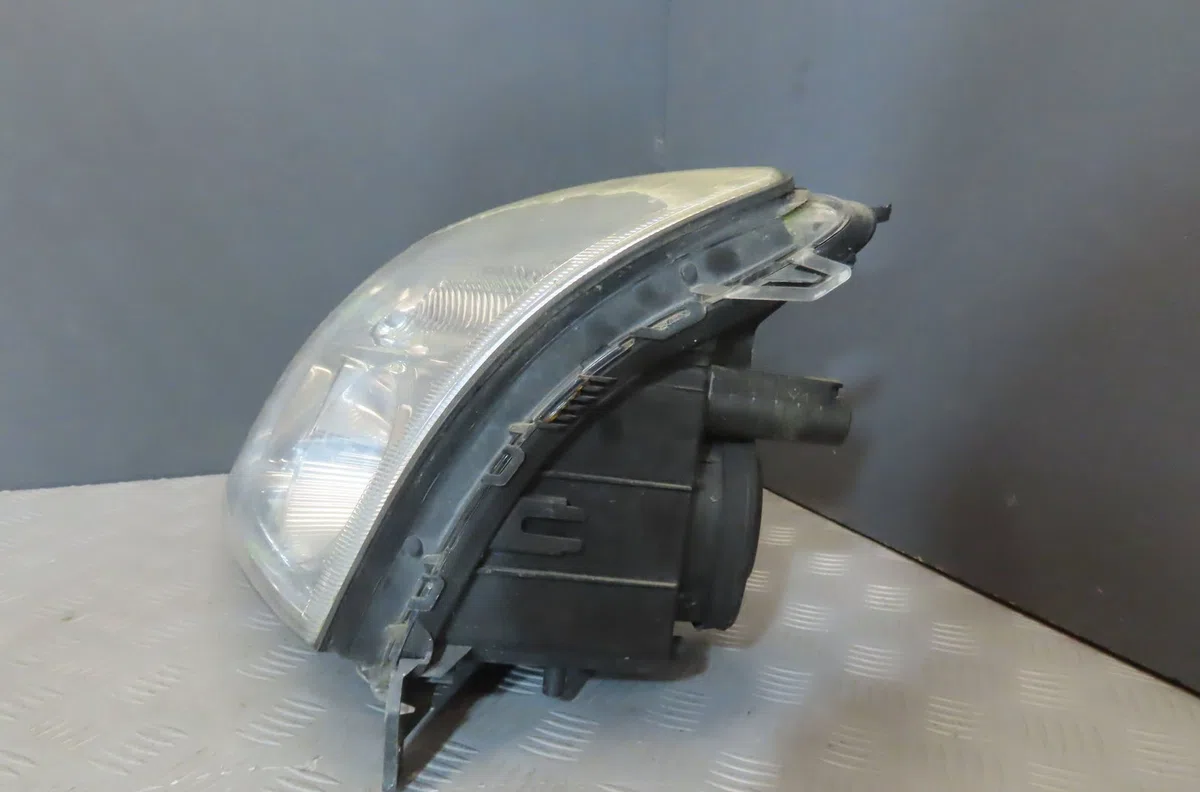 Phare gauche Opel VECTRA C GTS (Z02) 1.9 cdti (f68) (2004-2009) occasion