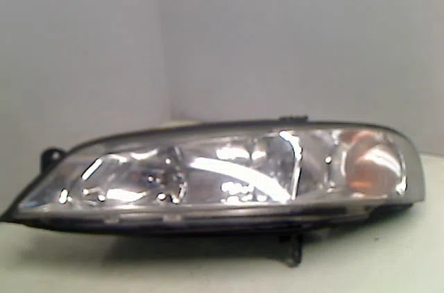 Phare gauche OPEL VECTRA II  1.8i 115ch occasion