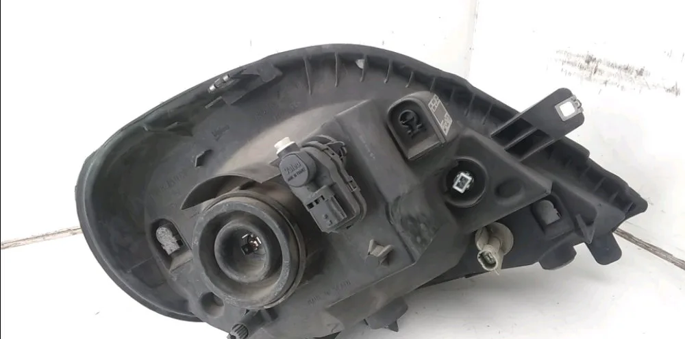 Phare gauche Opel VIVARO A Autobus-Autocar (X83) 2.0 cdti (f7, j7, a07) (2006-2014) occasion