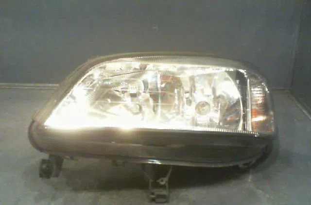 Phare gauche OPEL ZAFIRA 2002 occasion