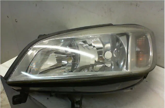 Phare gauche OPEL ZAFIRA I  1.6i 16v 100ch occasion