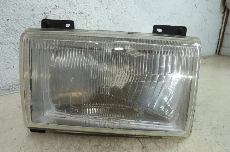 Phare gauche PEUGEOT 104 occasion