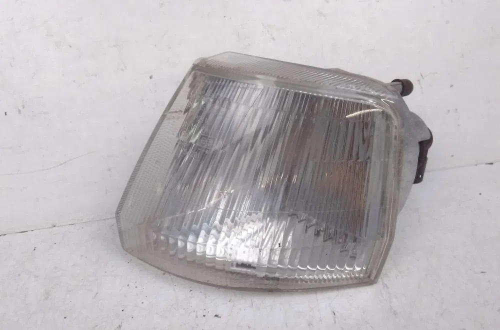 Phare gauche PEUGEOT 106 1994 occasion