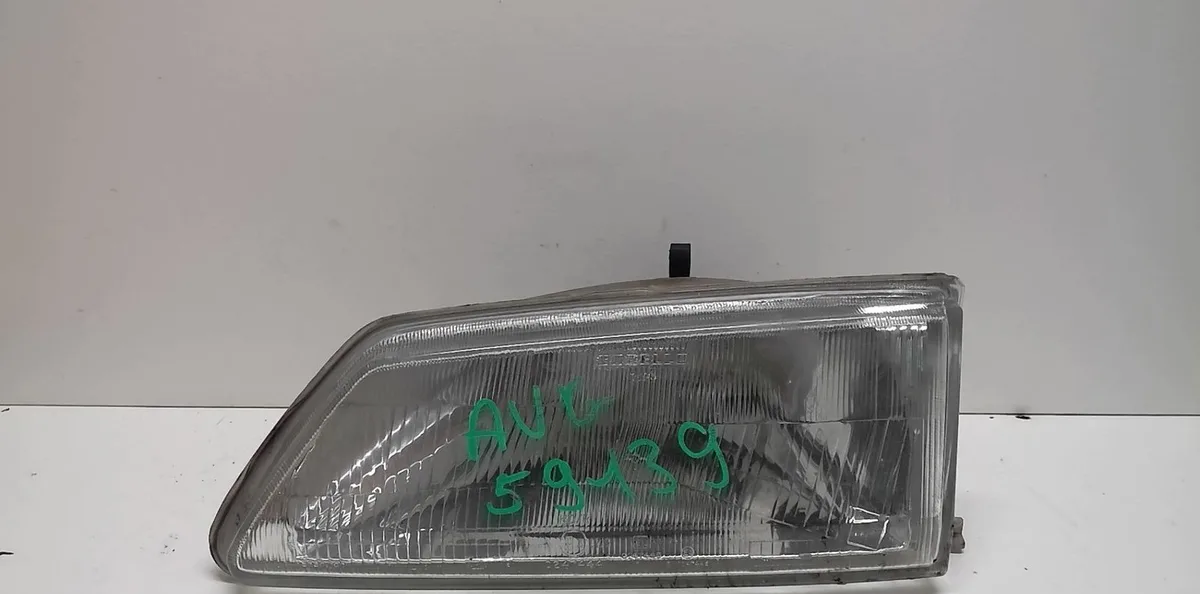 Phare gauche Peugeot 106 I (1A, 1C) 1.4 d (1992-1996) occasion