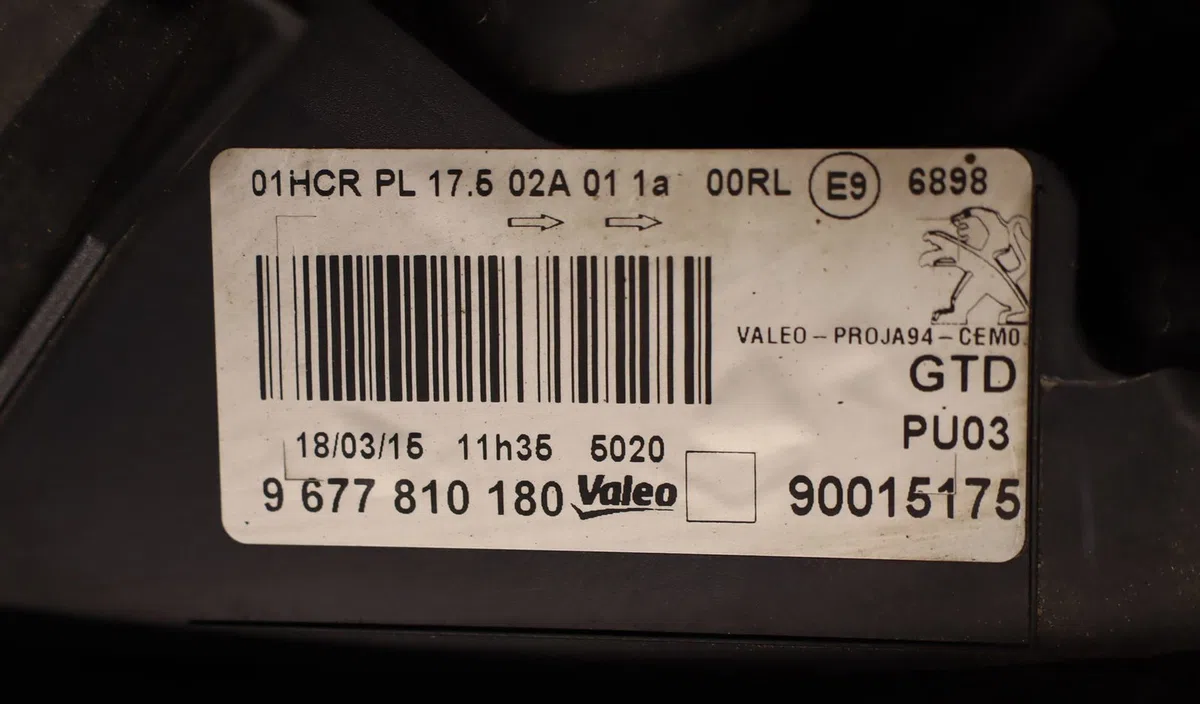 Phare gauche Peugeot 2008 I (CU_) 1.6 vti (2013) occasion