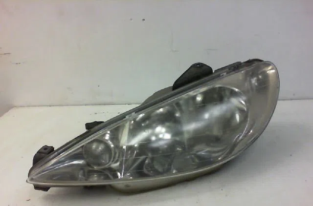 Phare gauche PEUGEOT 206  2.0 HDI 90ch occasion