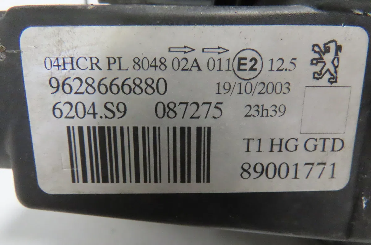 Phare gauche Peugeot 206 (2L_, 2M_) 1.4 i (2lkfwa, 2mkfwa) (2009-2013) 3 portes occasion