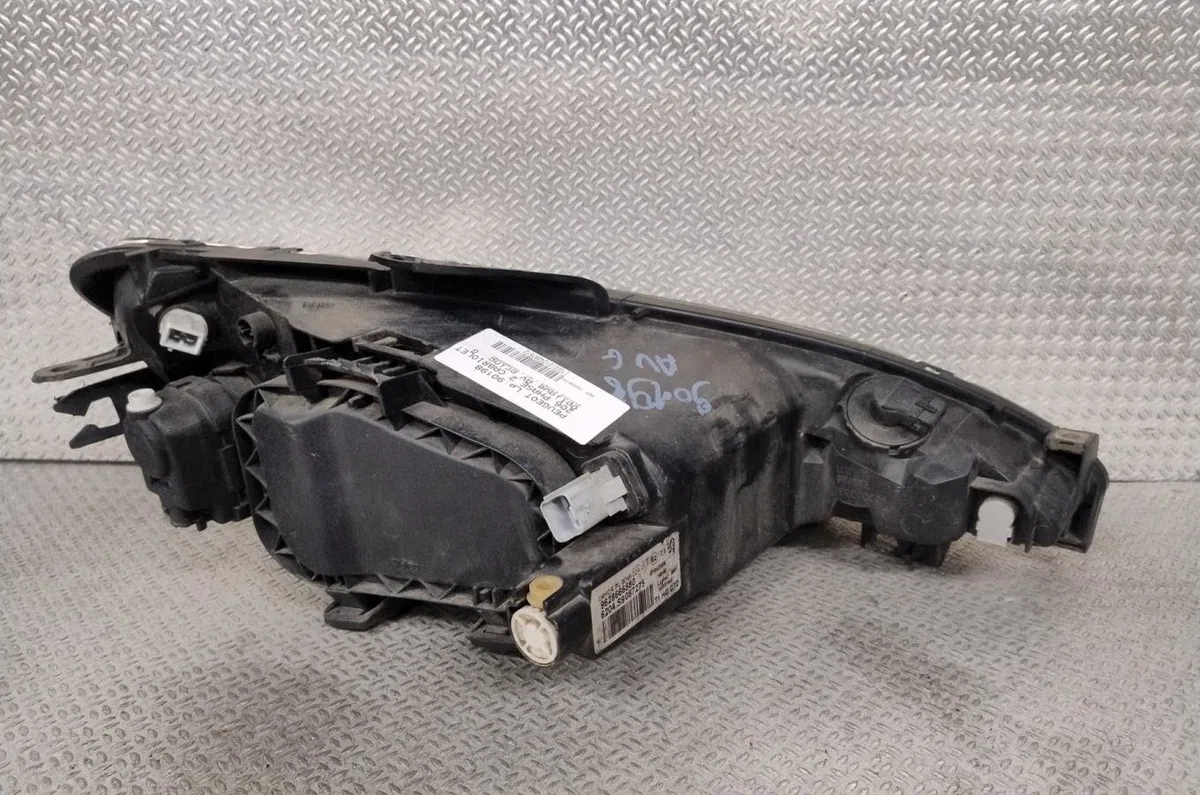 Phare gauche Peugeot 206 CC (2D) 1.6 16v (2dnfuf, 2dnfur) (2000-2007) 2 portes occasion