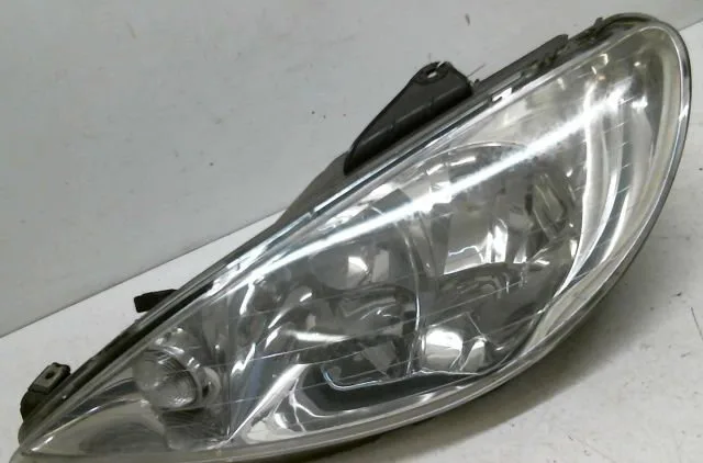 Phare gauche Peugeot 206 Van 1.4 hdi (2001-2009) occasion