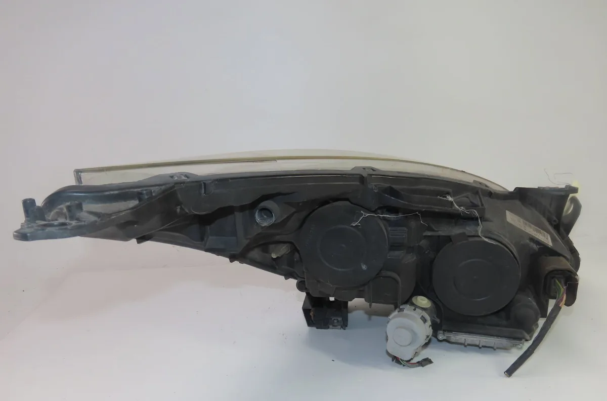 Phare gauche Peugeot 3008 Monospace (0U_) 2.0 hdi 150 - bluehdi 150 (2009-2016) 5 portes occasion