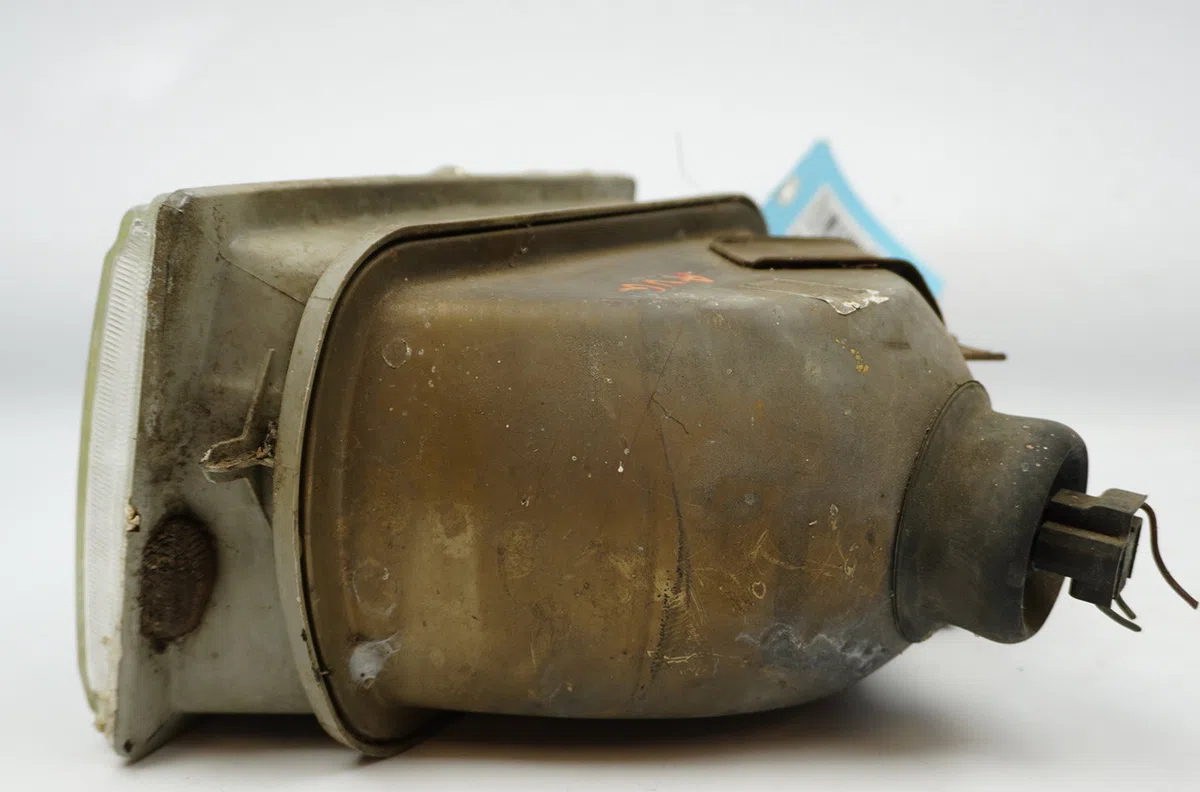 Phare gauche PEUGEOT 305  1.6 GL 79ch occasion