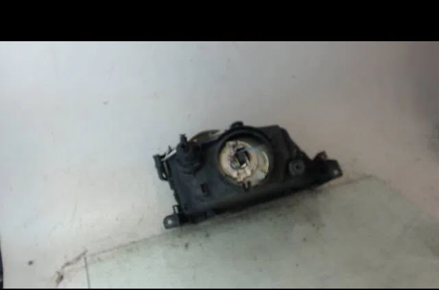 Phare gauche Peugeot 306 3-5 portes (7A, 7C, N3, N5) 1.6 (1993-2000) occasion