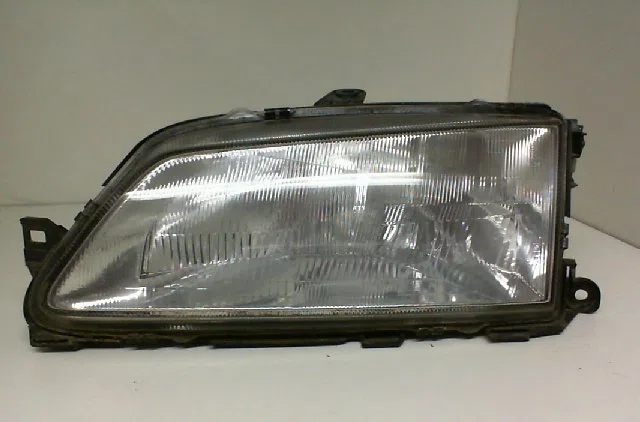 Phare gauche PEUGEOT 306 Phase 1 09-1994--03-1997 occasion