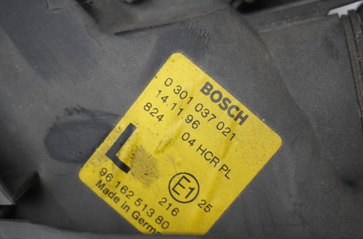 Phare gauche Peugeot 406 (8B) 1.6 (1995-2004) occasion
