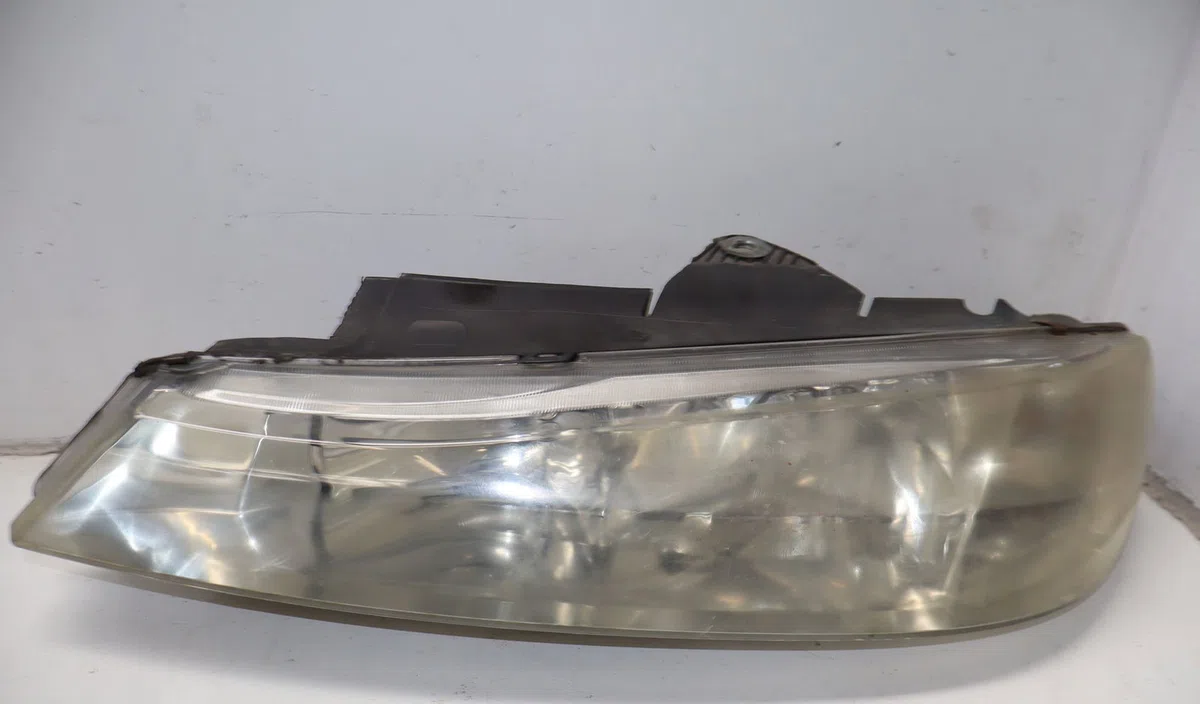 Phare gauche Peugeot 406 (8B) 1.8 bifuel (1999-2003) occasion