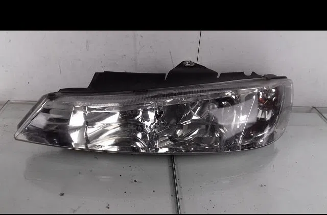 Phare gauche Peugeot 406 Break (8E-F) 2.0 16v (1996-2004) occasion