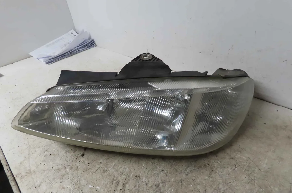 Phare gauche PEUGEOT 406 occasion