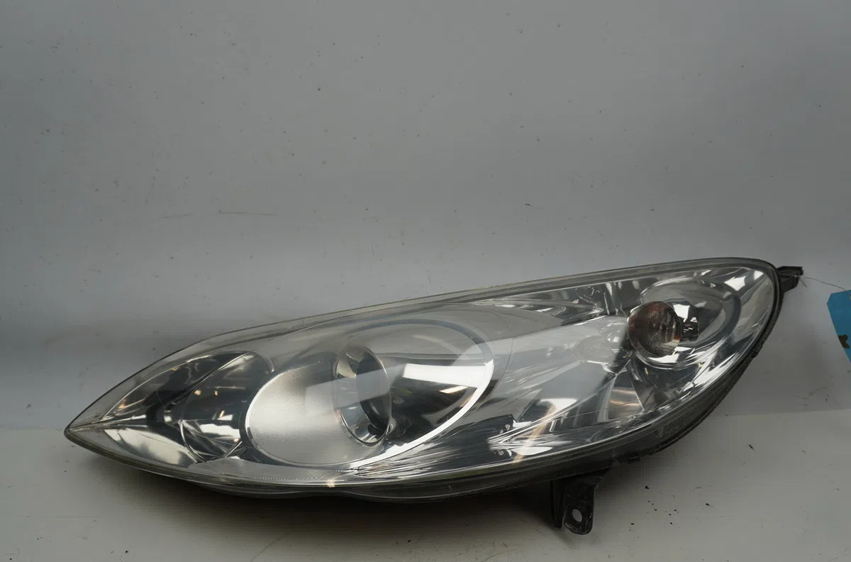 Phare gauche Peugeot 407 (6D_) 2.0 hdi 135 (6drhrh, 6drhre, 6drhrg, 6drhrj) (2004-2010) 4 portes occasion