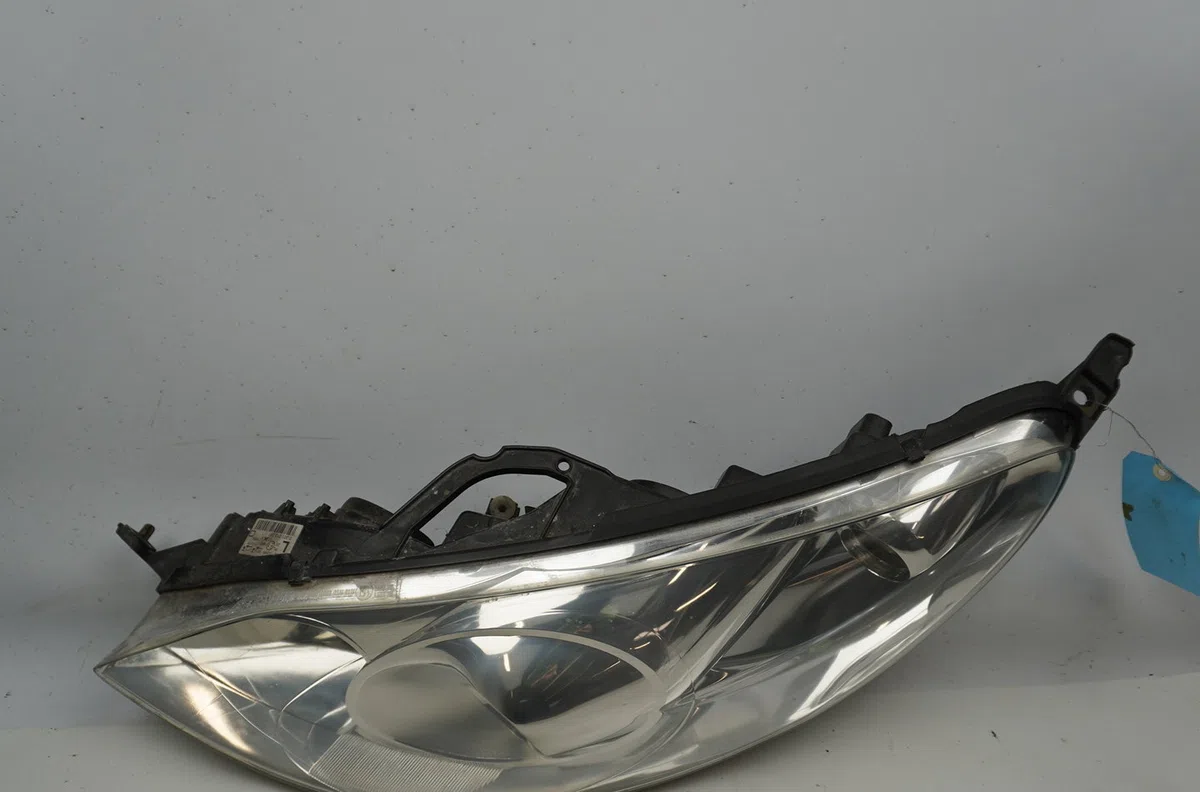 Phare gauche Peugeot 407 (6D_) 2.0 hdi 135 (6drhrh, 6drhre, 6drhrg, 6drhrj) (2004-2010) 4 portes occasion