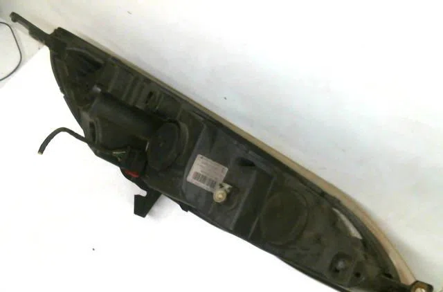 Phare gauche Peugeot 407 SW (6E_) 3.0 (2004-2010) occasion