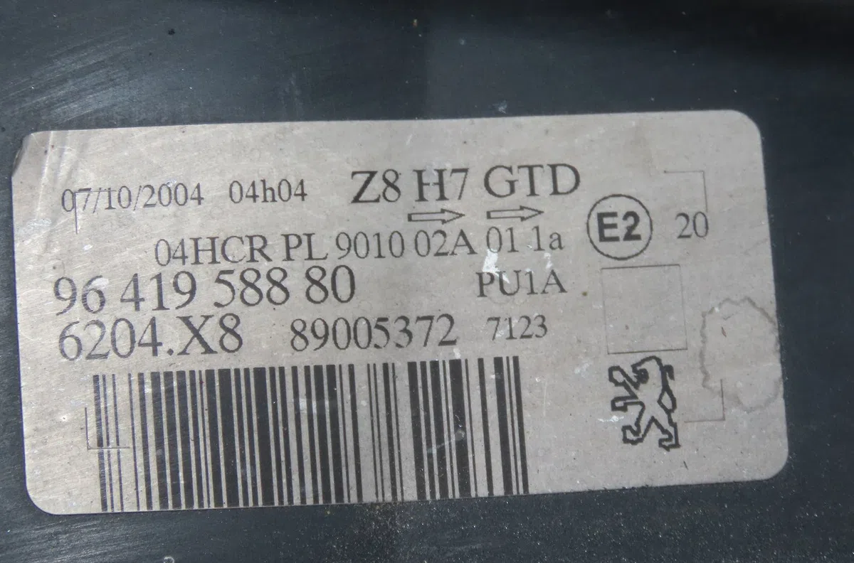 Phare gauche Peugeot 607 (9D, 9U) 2.2 16v (2000-2005) occasion