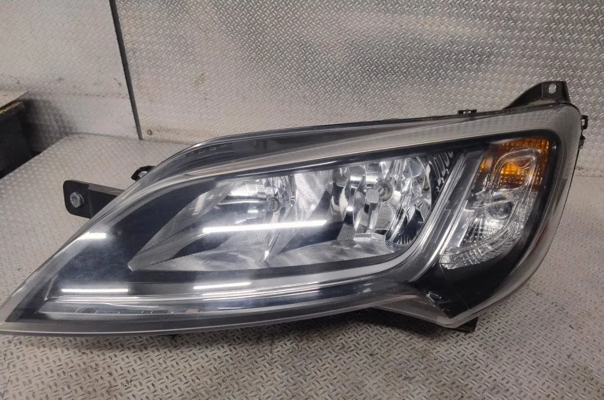 Phare gauche Peugeot BOXER Camionnette 2.0 bluehdi 130 (2015-2019) occasion