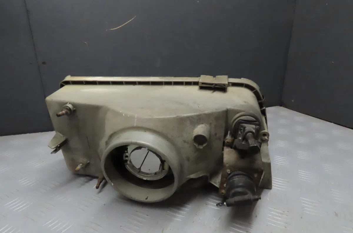 Phare gauche Peugeot BOXER Camionnette (230L) 1.9 td (1994-2002) occasion