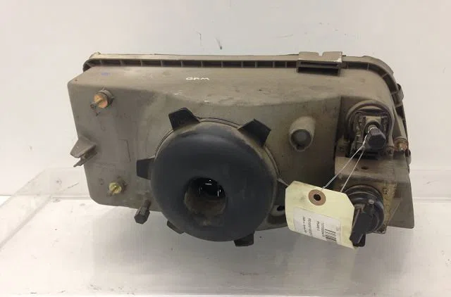 Phare gauche Peugeot BOXER Camionnette (230L) 2.5 td (1994-2002) occasion