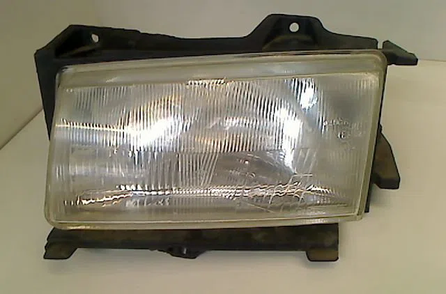 Phare gauche PEUGEOT EXPERT I  1.9 D occasion