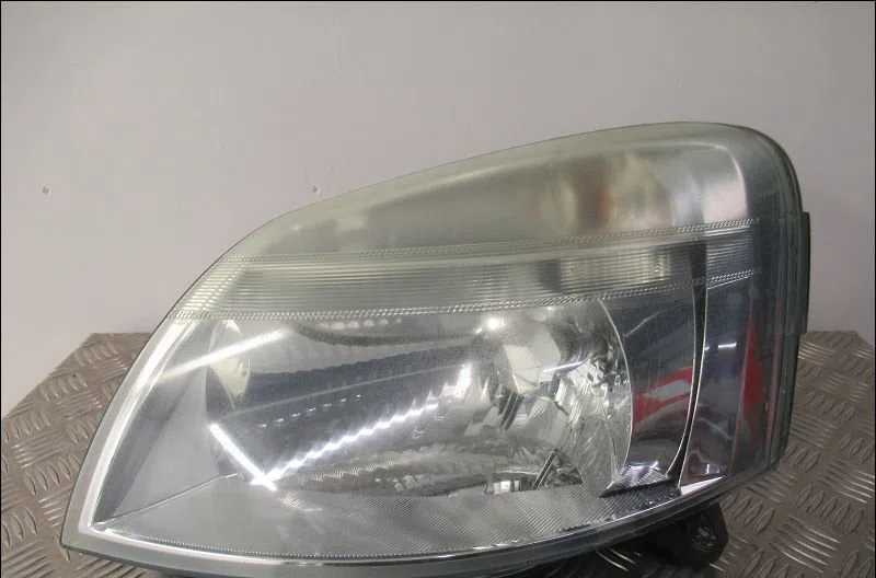 Phare gauche Peugeot PARTNER Camionnette-Monospace (5_, G_) 2.0 hdi (2000-2008) 3 portes occasion
